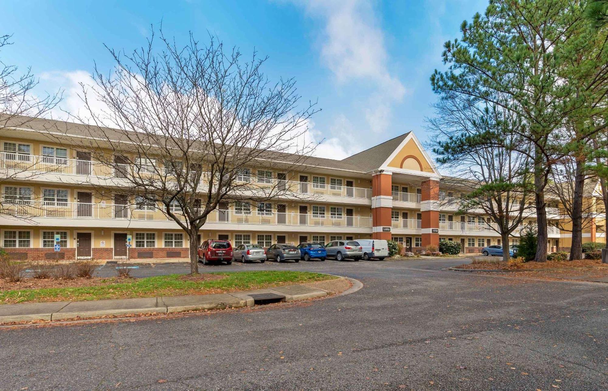 Extended Stay America Select Suites - Newport News - Oyster Point Екстериор снимка