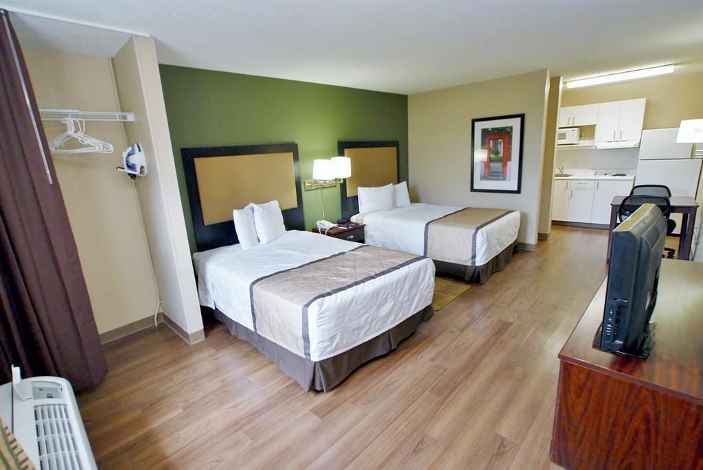 Extended Stay America Select Suites - Newport News - Oyster Point Екстериор снимка